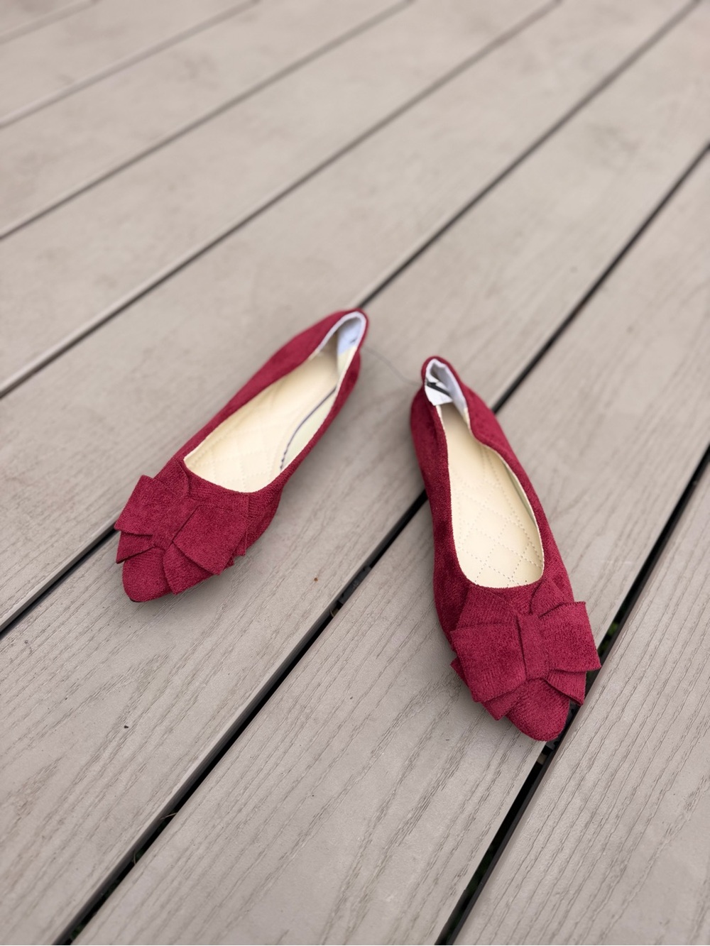 Women's Red Bow Pointed Toe Flats